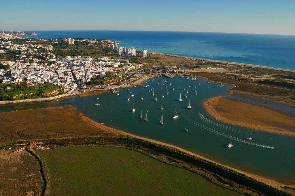 Alto Fairways Aparthotel Alvor Buitenkant foto